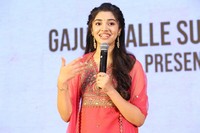 Aa Ammayi Gurinchi Meeku Cheppali Press Meet